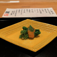 御料理ふじ居 - 菜の花と生くちこ