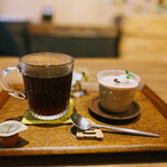 カフェ百時 - 