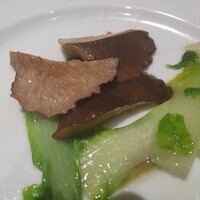 中国飯店 富麗華 - 牛ショートリブの炒め、赤葡萄酒の風味