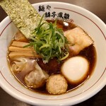 麺や 麟子鳳雛 - 特製醤油らーめん　税込み価格1350円