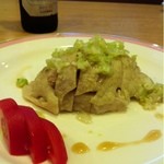 上海 - 蒸し鶏のネギソースかけ