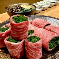 ホルモン焼肉 富や 栄店 - 