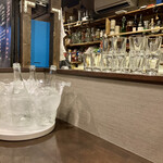 BARU 竹末 - セルフのお冷や。