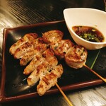 弥助 - ニンニクの芽　大葉　肉巻