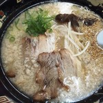博多らーめんポパイ - 料理写真:こってりラーメン680円