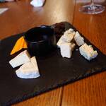 ワイン厨房 Daimasu - チーズ盛り合わせ 202303