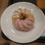 Mister Donut - ストロベリーカスタードフレンチ
