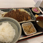 名古屋名物 みそかつ 矢場とん - 