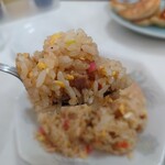 Iko I - ややシットリ系のチャーハン。珍しい醤油風味で旨し。