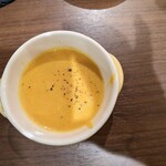 パパーレ - かぼちゃとにんじんのスープ