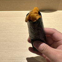 麻布十番 鮨 無銘 - ムラサキウニの手巻き