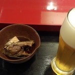 入船鮨 - ビールとお通しの煮魚
