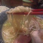 麺や而今 - 間違いないデス！