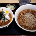 Irorian Kiraku Soba - ミニカツ丼セット　720円