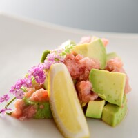 アボカドとマグロタタキ和え