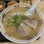 長浜ラーメン一龍亭 - 