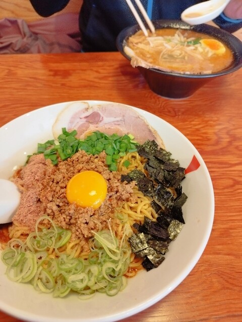 拉麺はちべえ - 釧路（ラーメン）の写真
