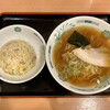 日高屋 - 中華そば＋半チャーハン ¥630