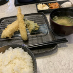 天ぷら倶楽部 - 白身魚、えび、ピーマン