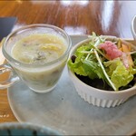 Eguchi Kohi Ten - スープとサラダ