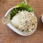 來輪 - じゃこおろし　じゃこを炒ってるとこがニクい