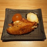 とり茶太郎 - 燻製盛り合わせ（比内地鶏 手羽中 + きんかん + チーズ）