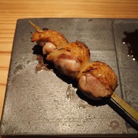 とり茶太郎 - ソリ（上からほろほろ鳥、黄金シャモ、比内地鶏）