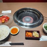 肉の楽家 - 日替わり定食