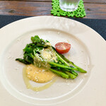 パスト エ カフェ 幸庵 - ●前菜2
      菜の花のソテー
      自家製マヨネーズ　タラゴン入