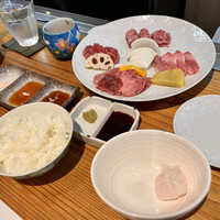 鴨川たかし - 炭火焼肉定食160g(¥2300)