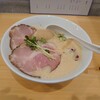 Sam Ba Garasu - 鶏豚骨白湯らーめん(醤油)