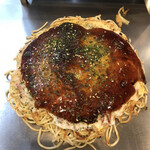 Hiroshima Sutairu Okonomiyaki Kujira - 肉玉　セミダブル