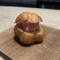 QUAND L'APPETIT VA TOUT VA ! - アミューズ、鶏白レバーのシュー