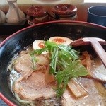 つけ麺さとう - スッキリチャーシュー麺v(￣Д￣)v ｲｴｲ