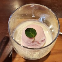 トラットリア イル レガーロ - 