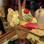 茶色い小瓶 - フルーツパフェ