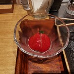 とんかつ けい太 - フルーツトマトのピクルス