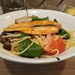 ハシヤ - サケがどーんと