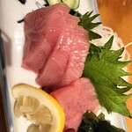 魚屋スタンドふじ子 - ひっさげお刺し身