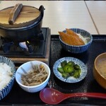 肉豆冨とレモンサワー 大衆食堂 安べゑ - 肉豆腐定食_白