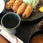 Yoshikatsutei - シソ巻きカツ定食