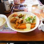 バーミヤン - 日替わりランチ　から揚げ甘酢醤油＆シシャモフライ　