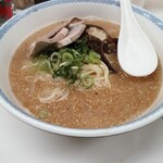 Niippei - 大盛ラーメン(650円)