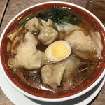 広州市場 横浜ポルタ店 - 肉と海老の二種盛り雲呑麺（醤油）930円