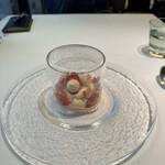 メイ - ❽ホワイトチョコレートのムース、桜のフロマージュブラン。