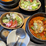 飛騨牛焼肉・韓国料理 丸明 - 赤テールスープランチ&豆腐チゲランチ