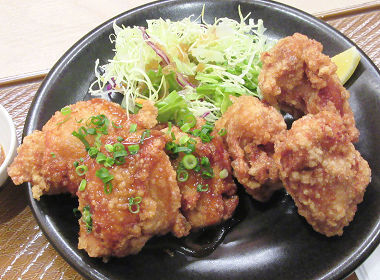 チキテキスパイス焼き 鉄板目玉ハンバーグ 他』by Pochi Pochi