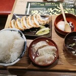 肉汁餃子のダンダダン - 