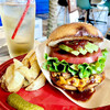 Y'z BURGER - 
