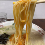 来久軒 - お約束の玉子絡め、、、オンザライス。